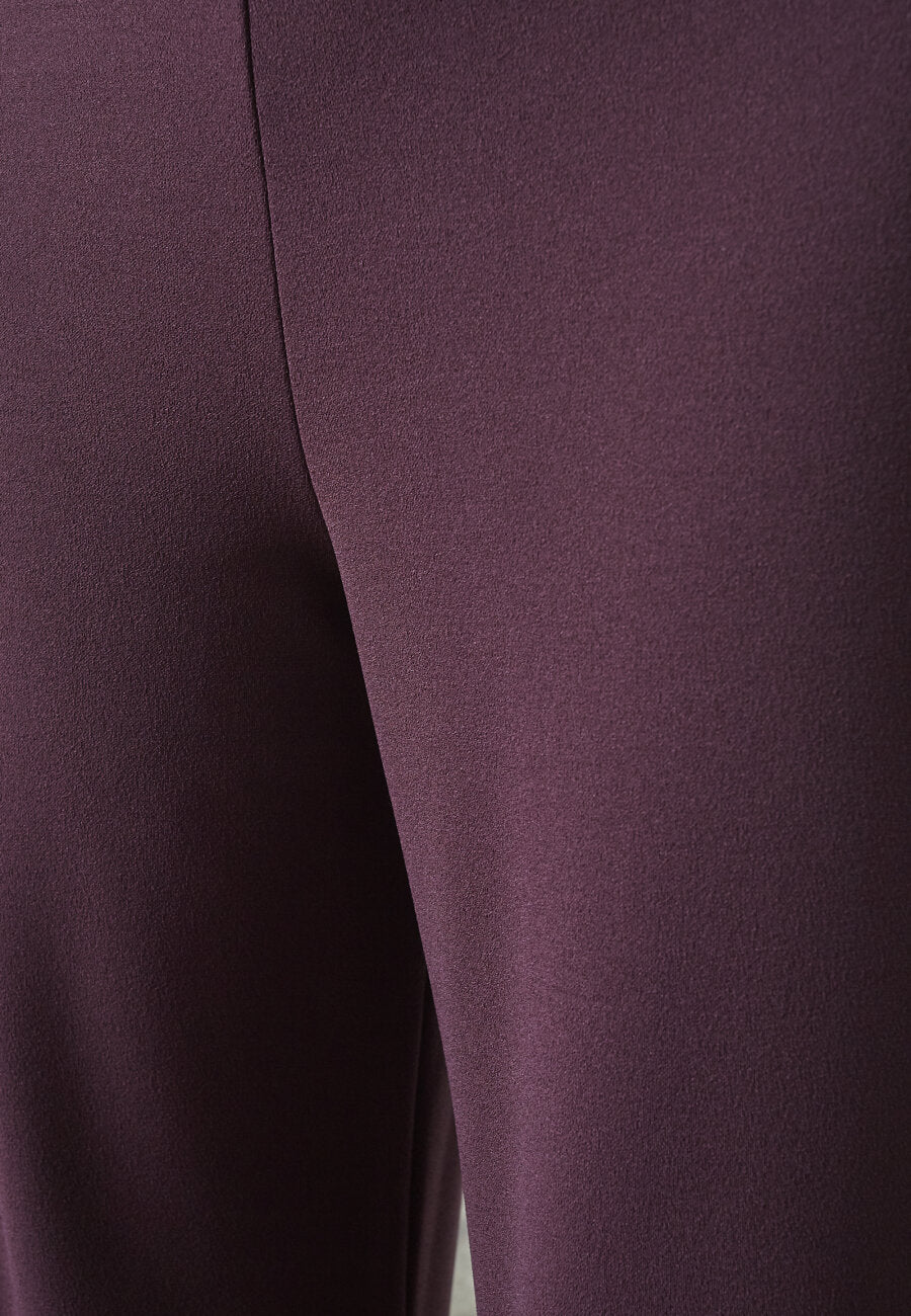 NEAT PANTS - DEEP BORDEAUX