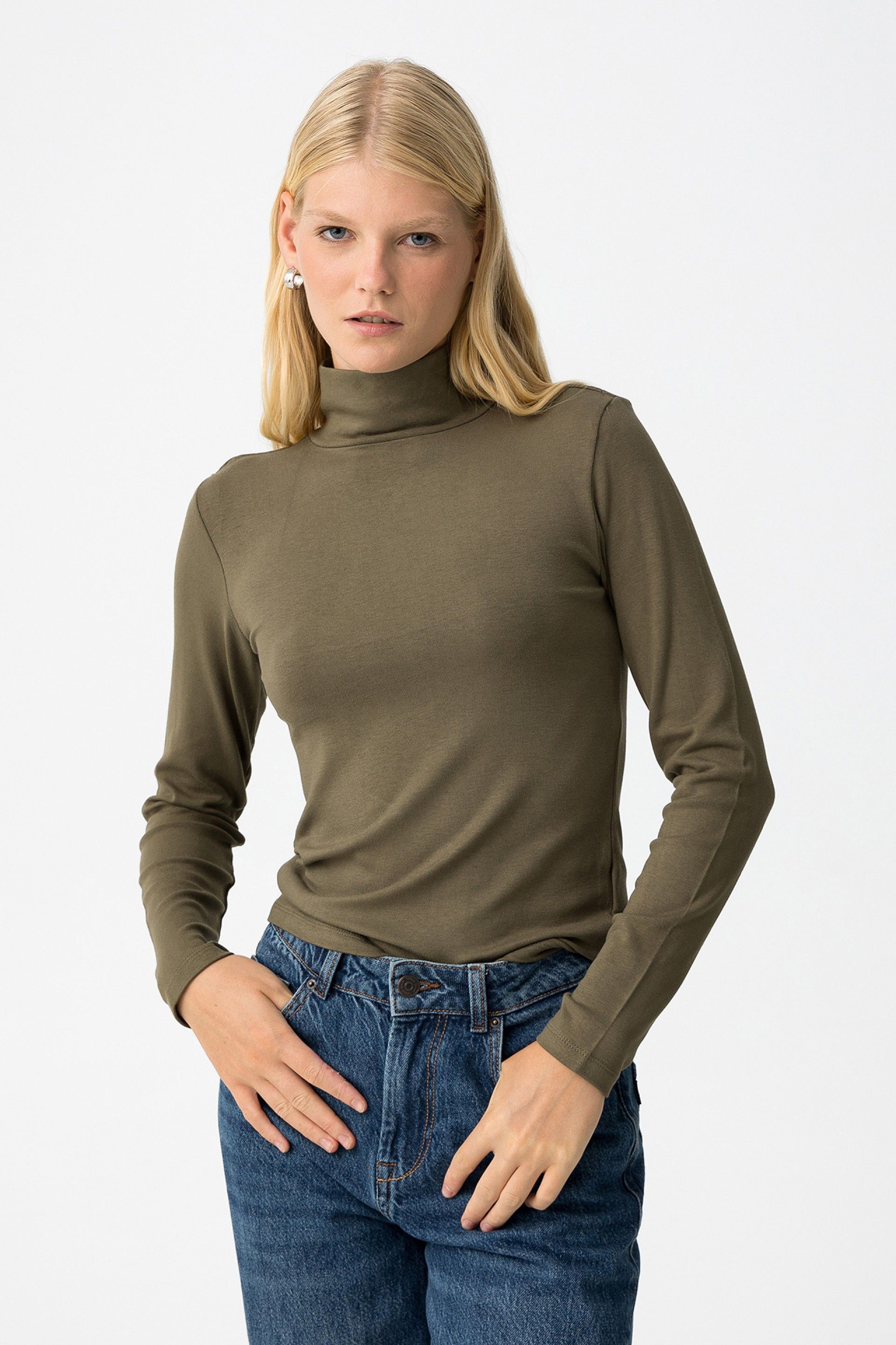 BILBAO BASIC TURTLENECK TOP - GREEN