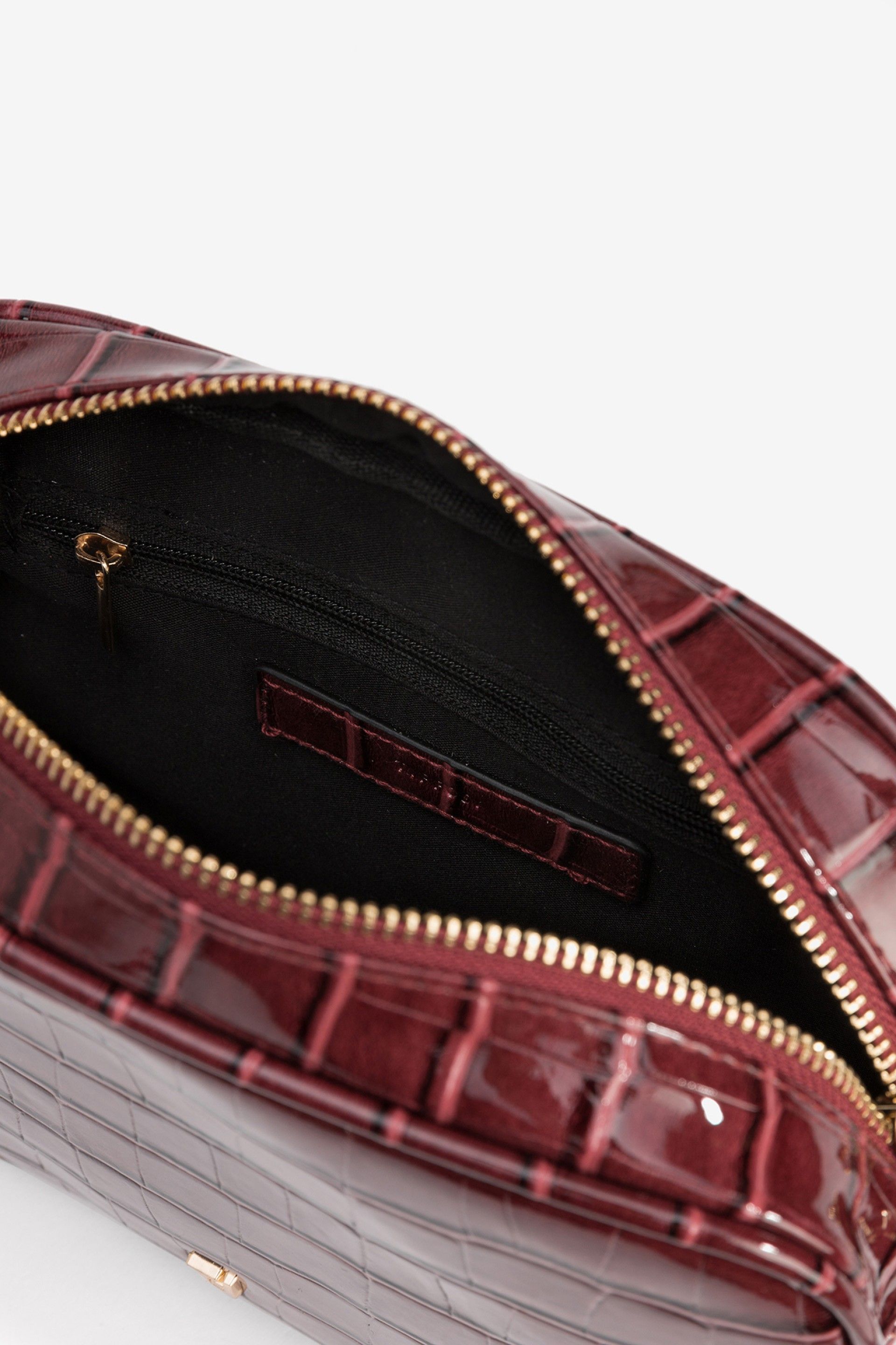 CATIA PURSE - TANGO RED