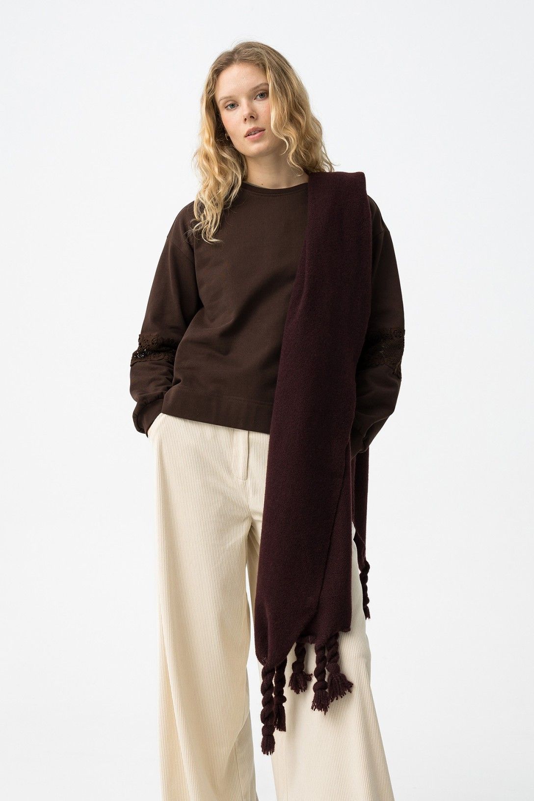 AMELIE CREW NECK SWEAT - CHOCOLATE BROWN