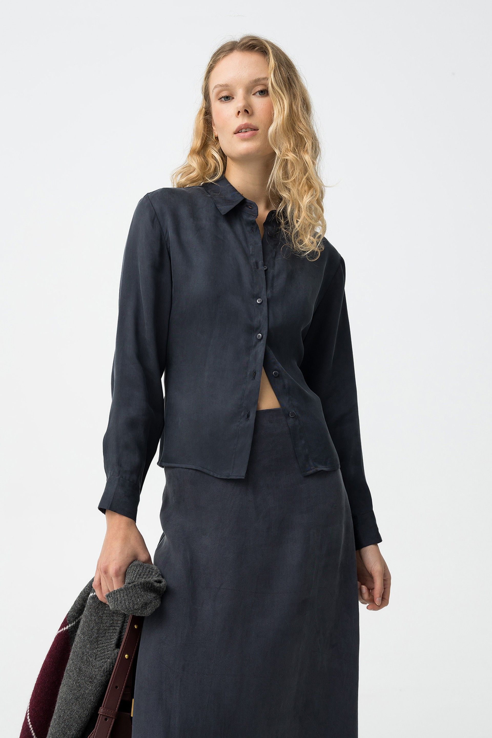 MACIA LS SHIRT - DARK BUE