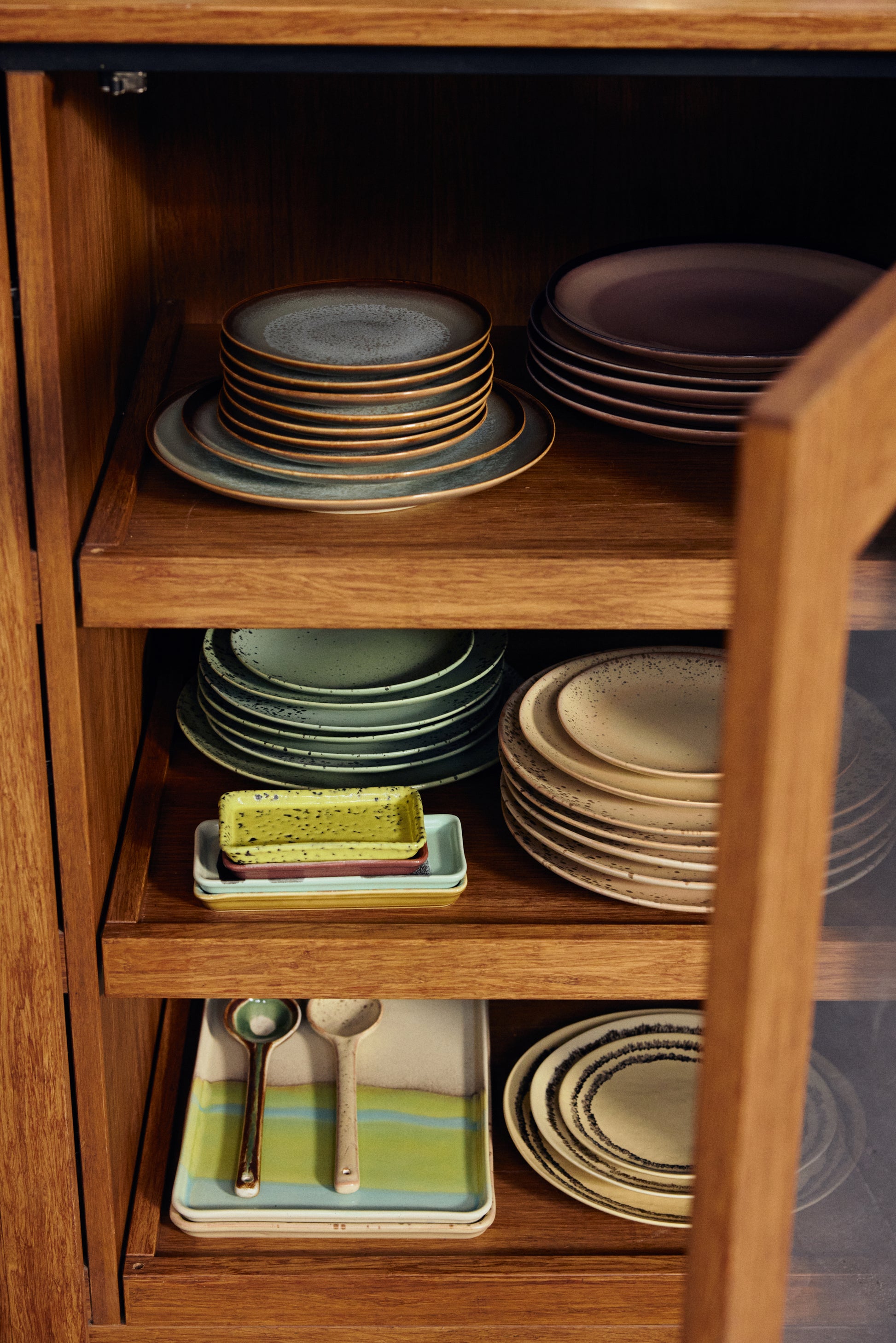 HKliving | 70S CERAMICS: SIDE PLATE - CONTRAST