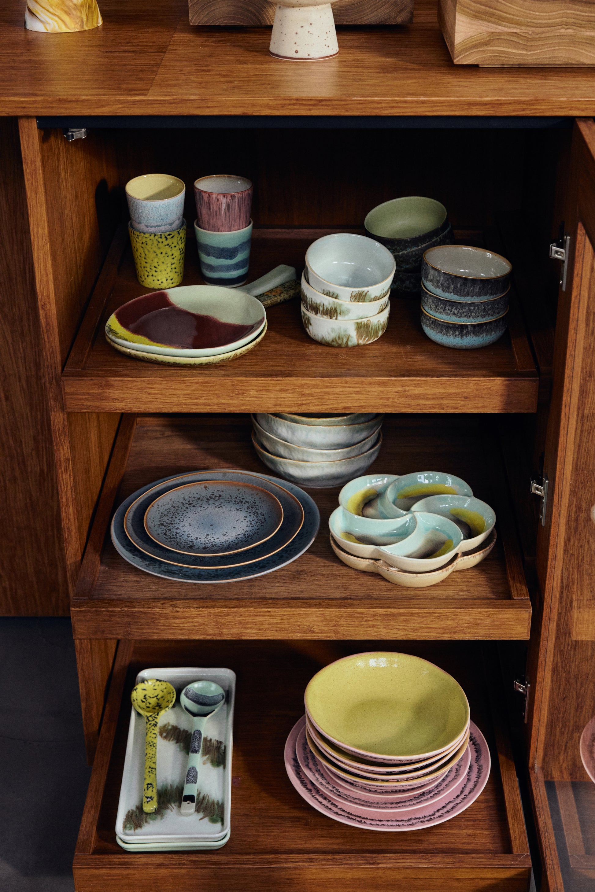 HKliving |70S CERAMICS: DINNER PLATE - BUBBLE