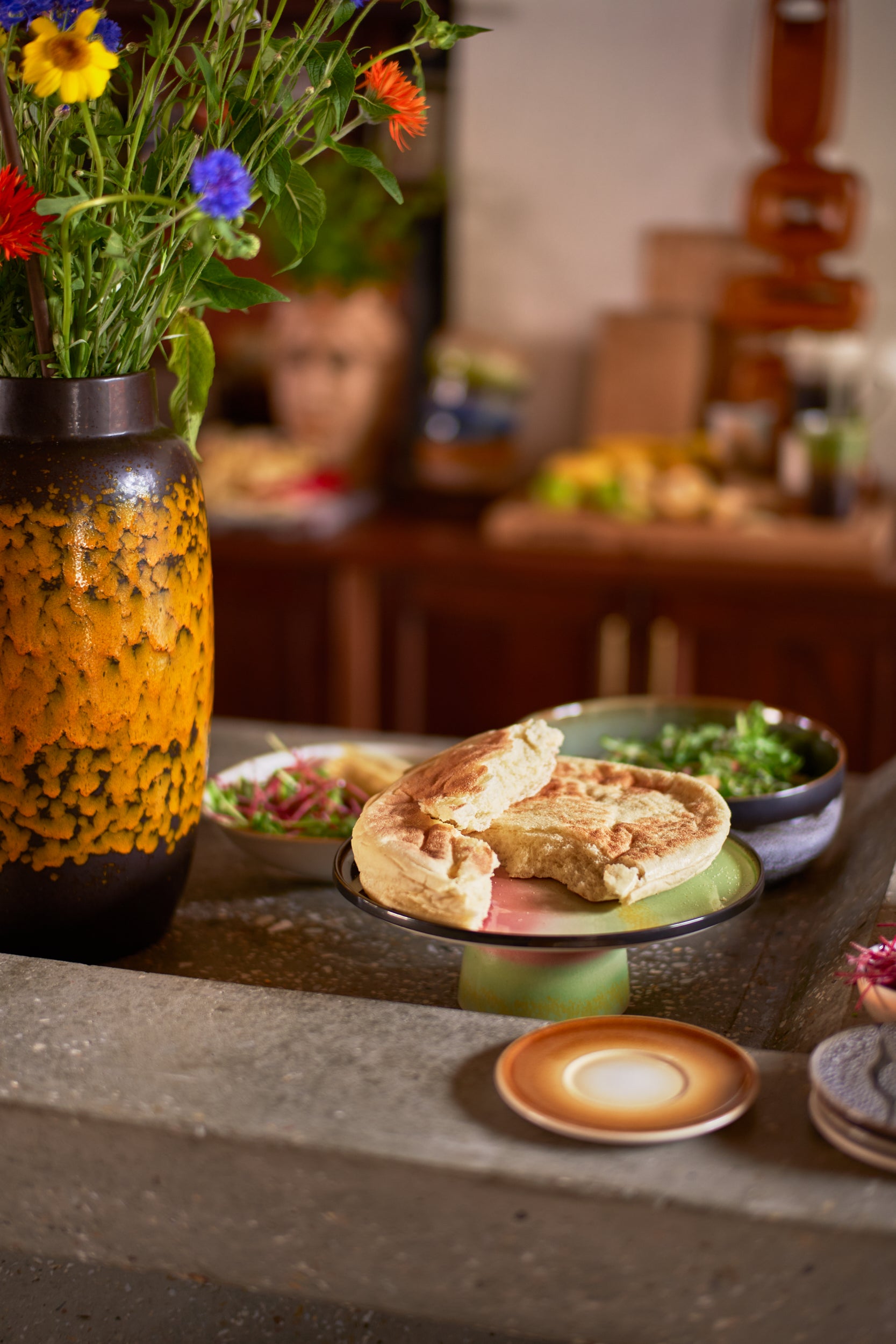 HKliving | 70S CERAMICS: PLATEAU M - LICORICE