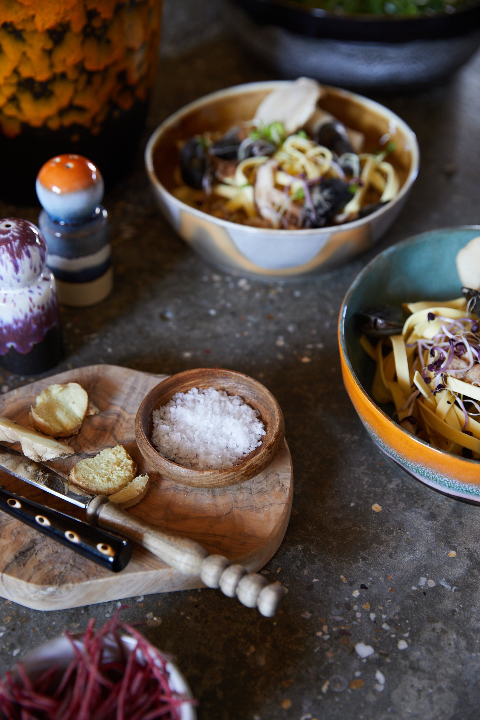 HKliving | 70S CERAMICS: PASTA BOWL - GOLDEN HOUR