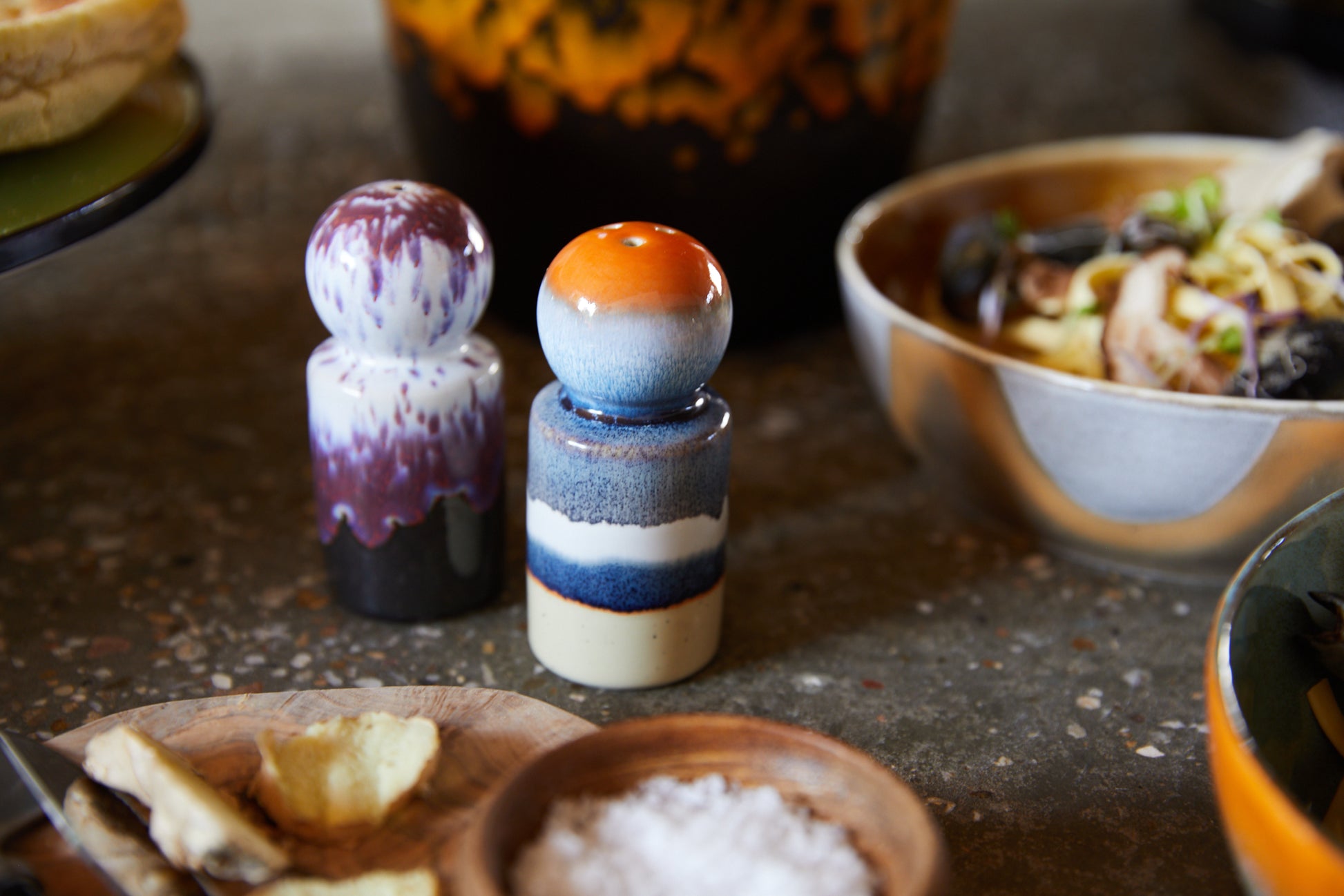 HKliving | 70S CERAMICS: PEPPER & SALT JAR - STARGAZE