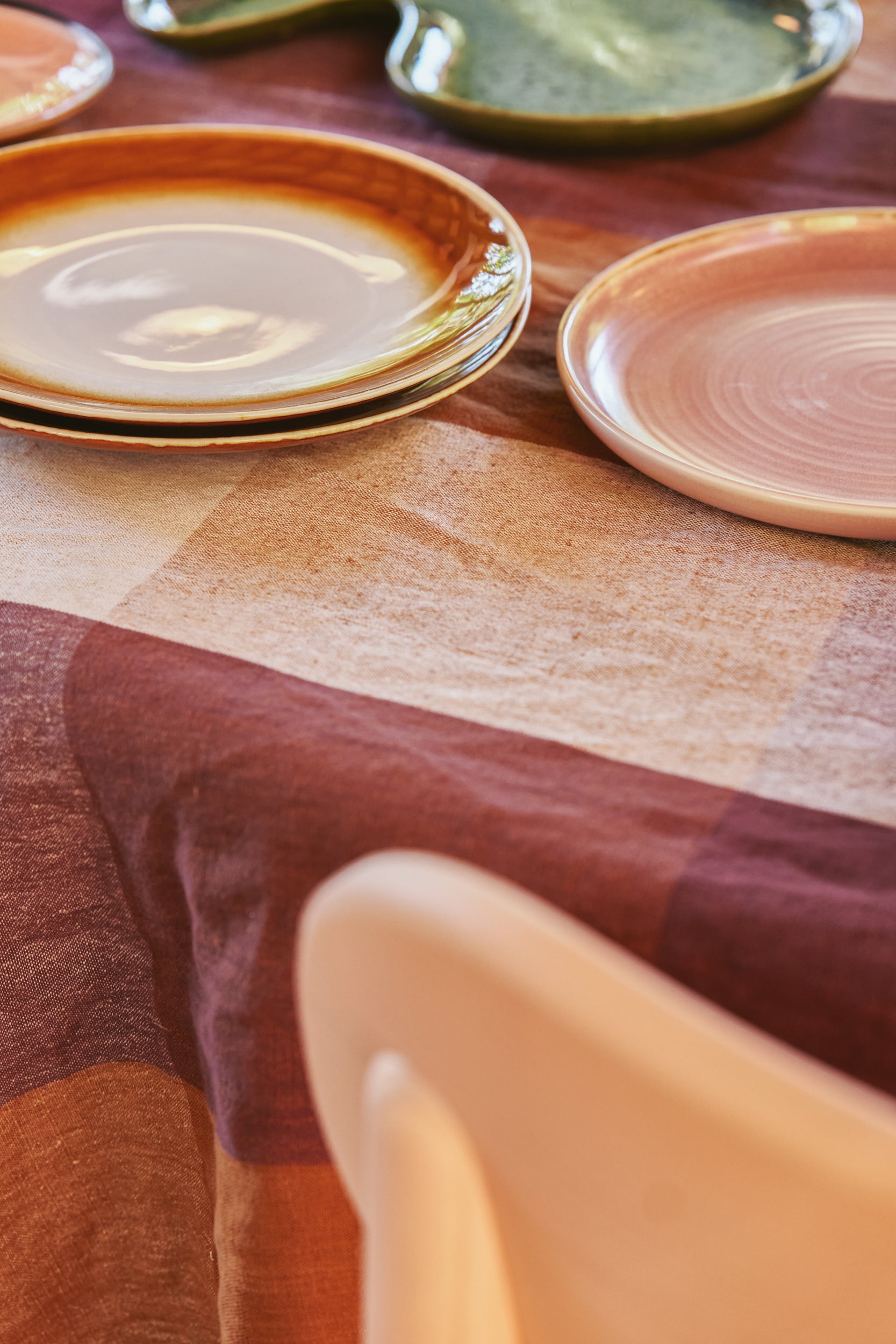 HKliving | 70S CERAMICS: DINNER PLATE - SUPERNOVA