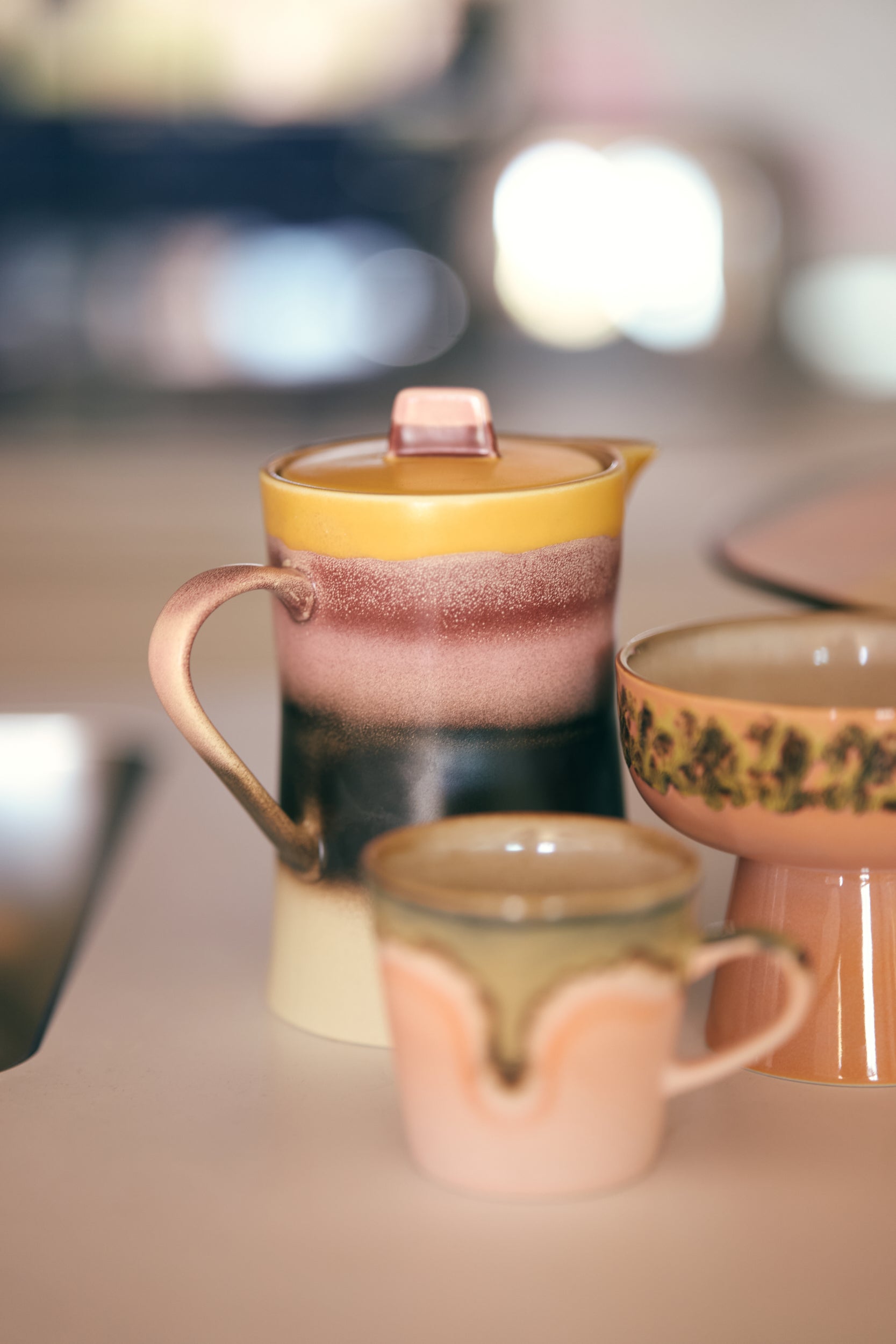HKliving | 70S CERAMICS: TEA POT - SUNSET