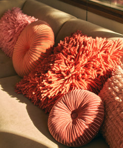 HKliving | ROUND RIPPLE CUSHION - BURGUNDY 35cm x 35cm