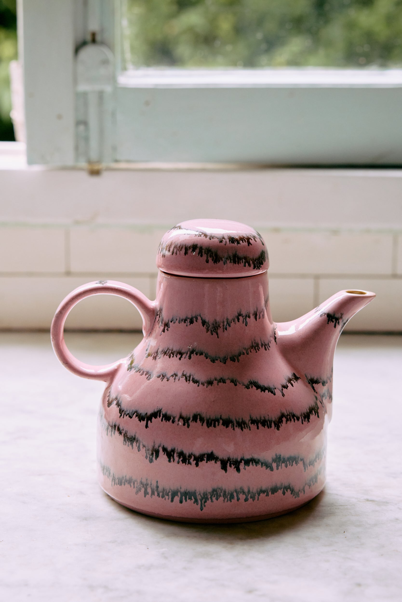 HKliving | 70S CERAMICS: COFFEE POT - BUBBLE