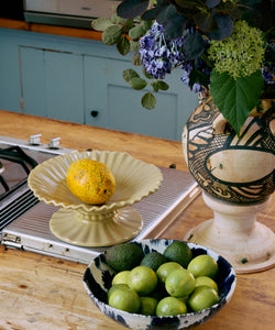 HKliving | CERAMIC BOWL ON BASE - INDIGO