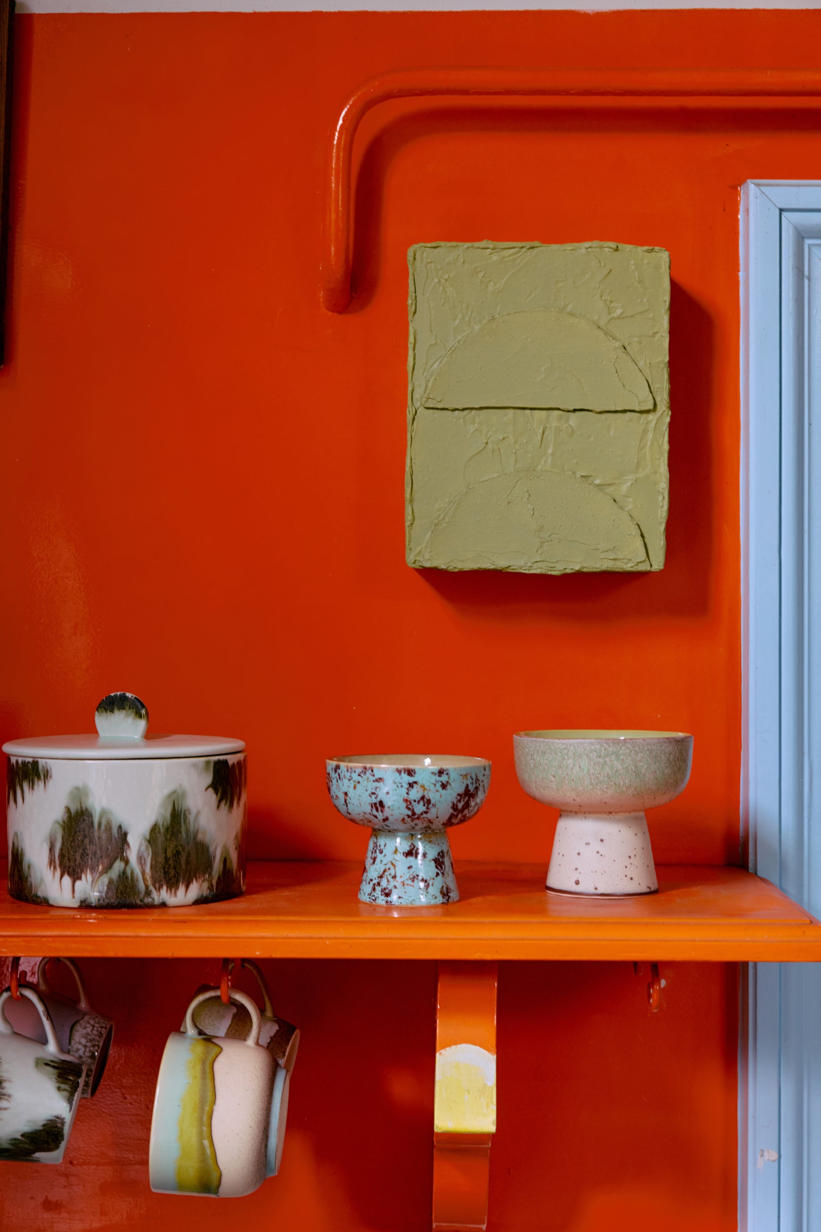 HKliving | 70S CERAMICS: TAPAS BOWL ON BASE L - SLUSH