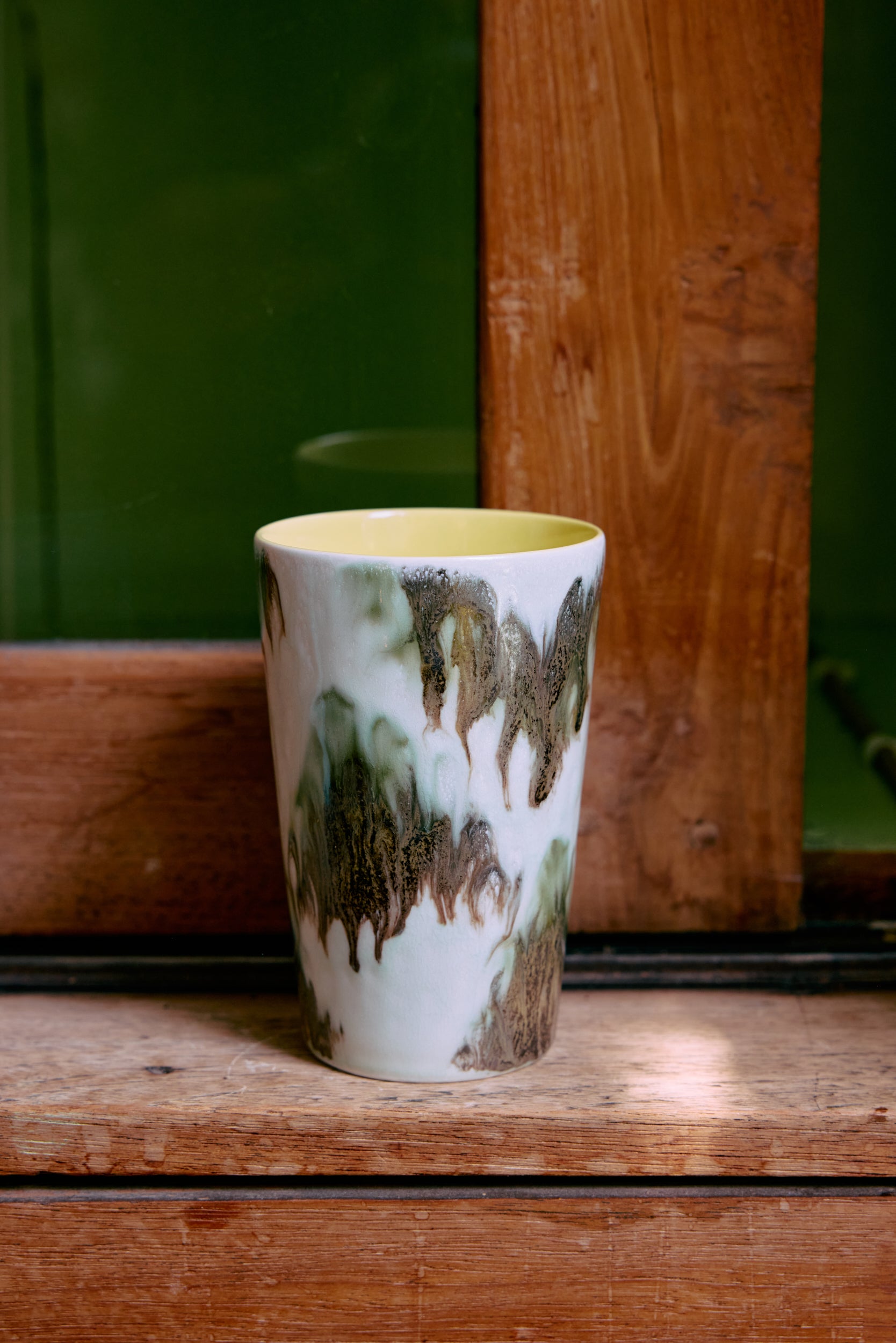 HKliving | 70S CERAMICS: TEA MUG - TIDE