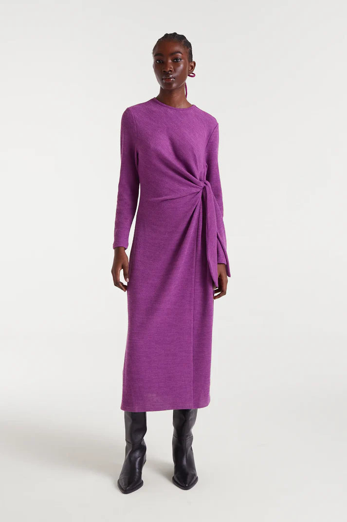 COMPAÑÍA FANTÁSTICA | ASYMMETRICAL KNOT LONG DRESS - MAGENTA