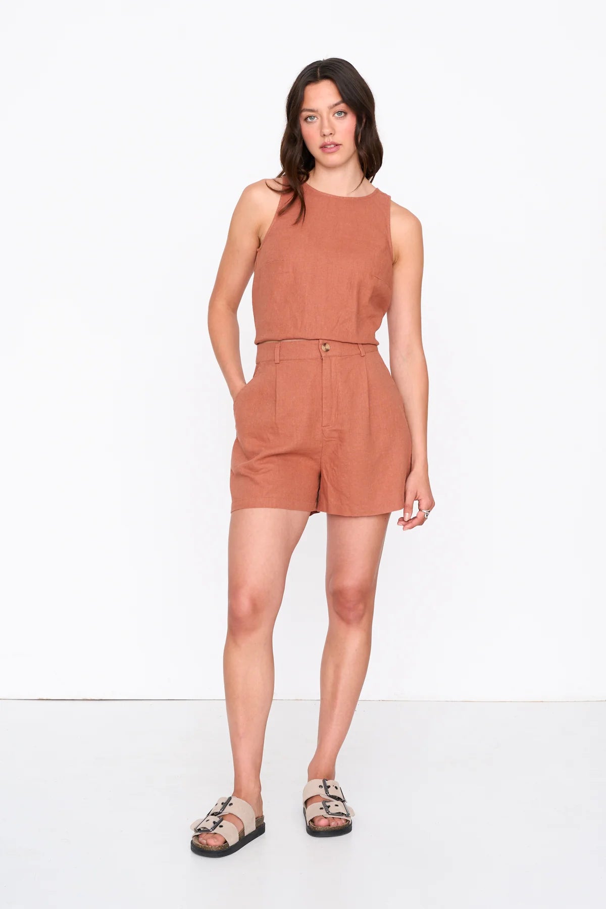 AVALYN SHORTS - RUST