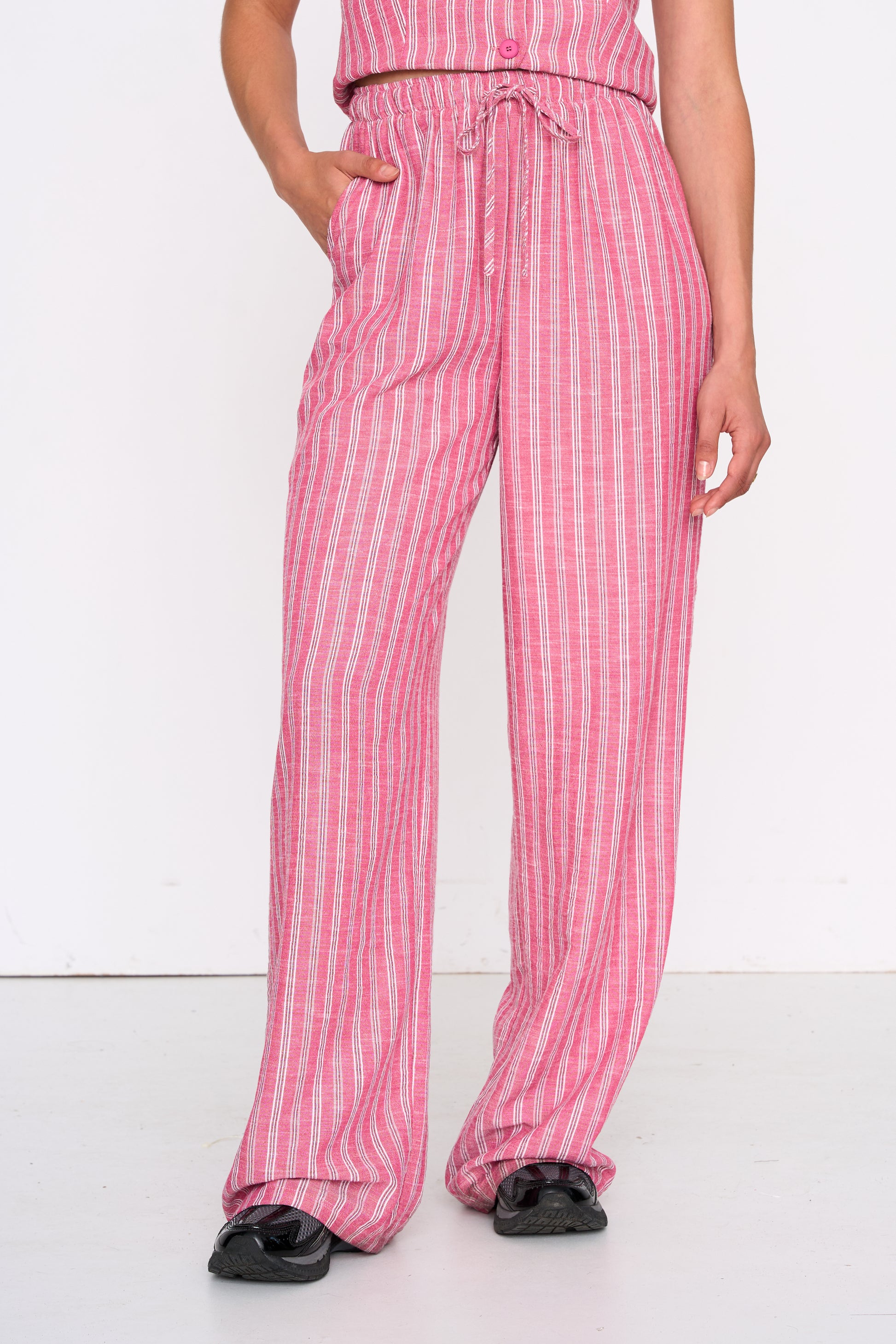 STRIPED PANTS - PINK