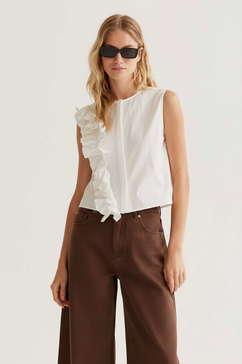 COMPAÑÍA FANTÁSTICA | SARA RUFFLE TOP - WHITE