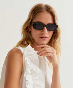 COMPAÑÍA FANTÁSTICA | SARA RUFFLE TOP - WHITE