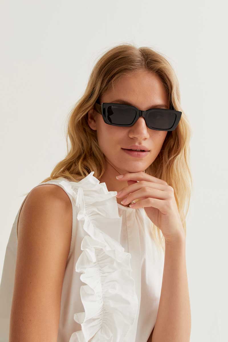 COMPAÑÍA FANTÁSTICA | SARA RUFFLE TOP - WHITE