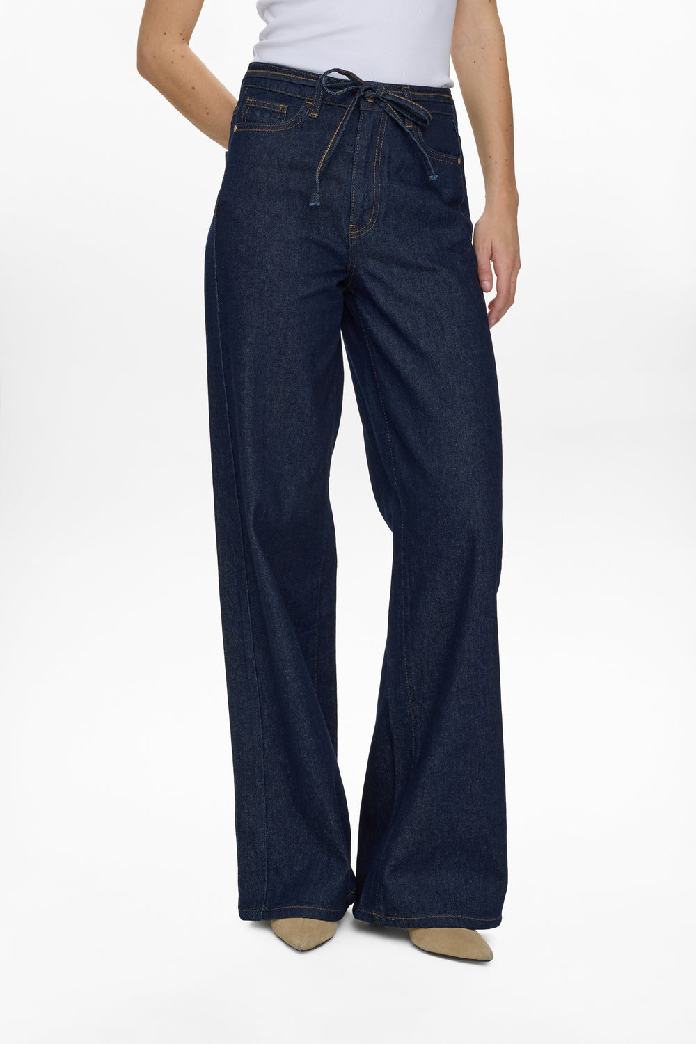NÜMPH | BROOKLYN HR WIDE JEANS - Dark Blue Denim