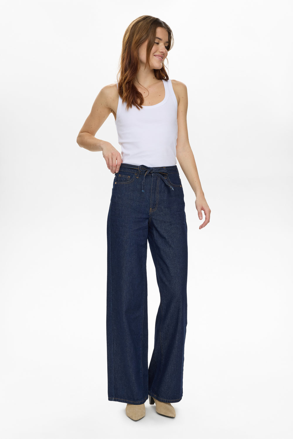 NÜMPH | BROOKLYN HR WIDE JEANS - Dark Blue Denim
