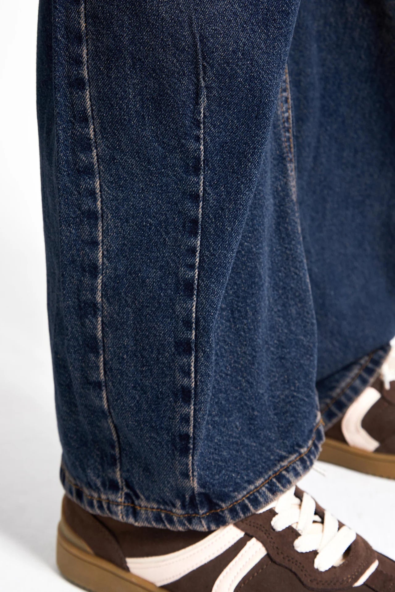 LUNA BARREL BAGGY MID RISE JEANS - ECLIPSE