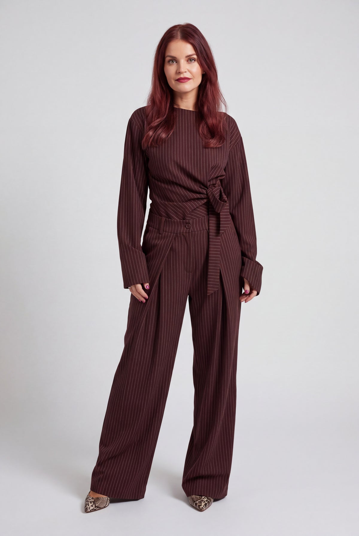 ALY PINSTRIPED BOW SHIRT - BORDEAUX