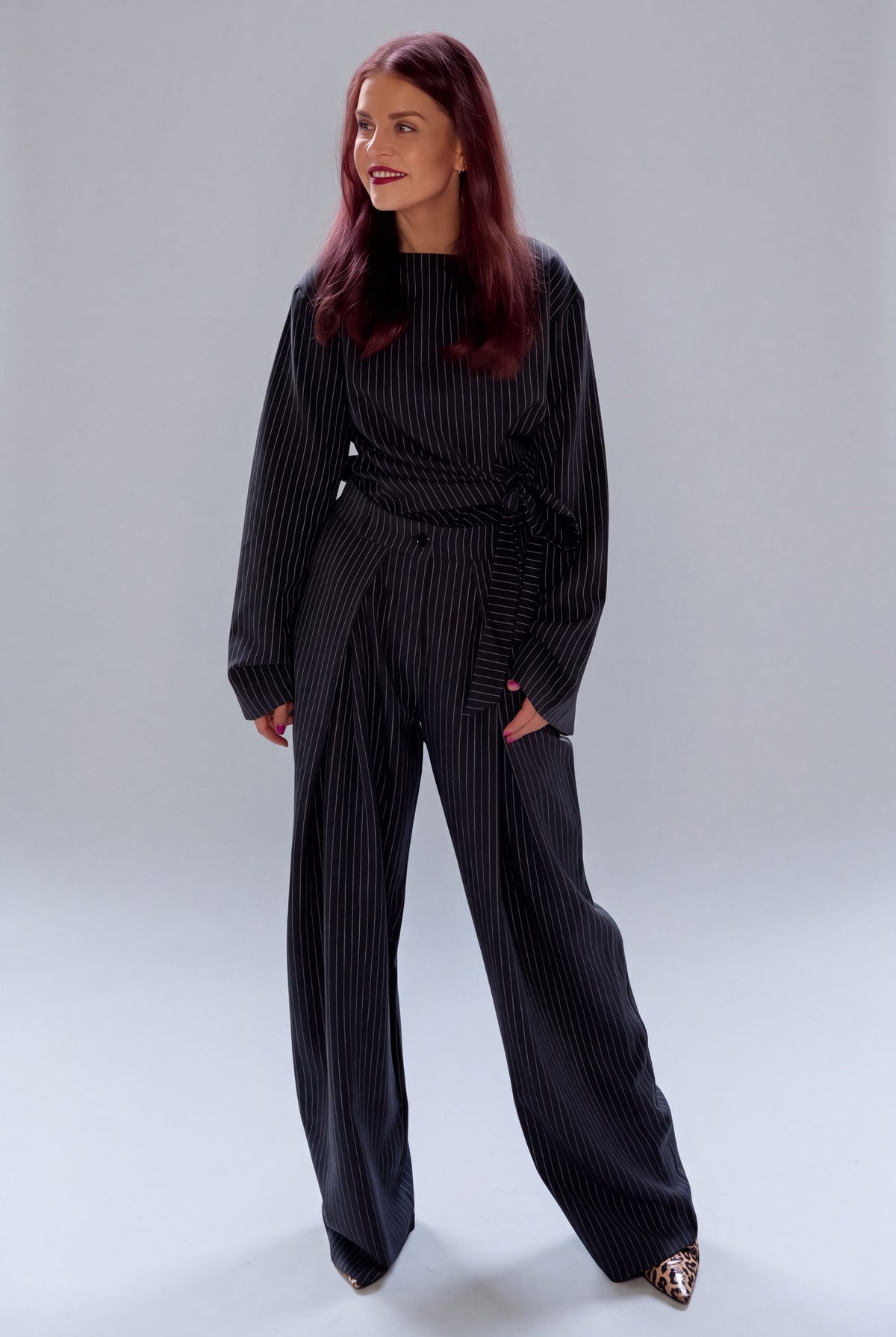 ALY PINSTRIPED BOW SHIRT - NAVY