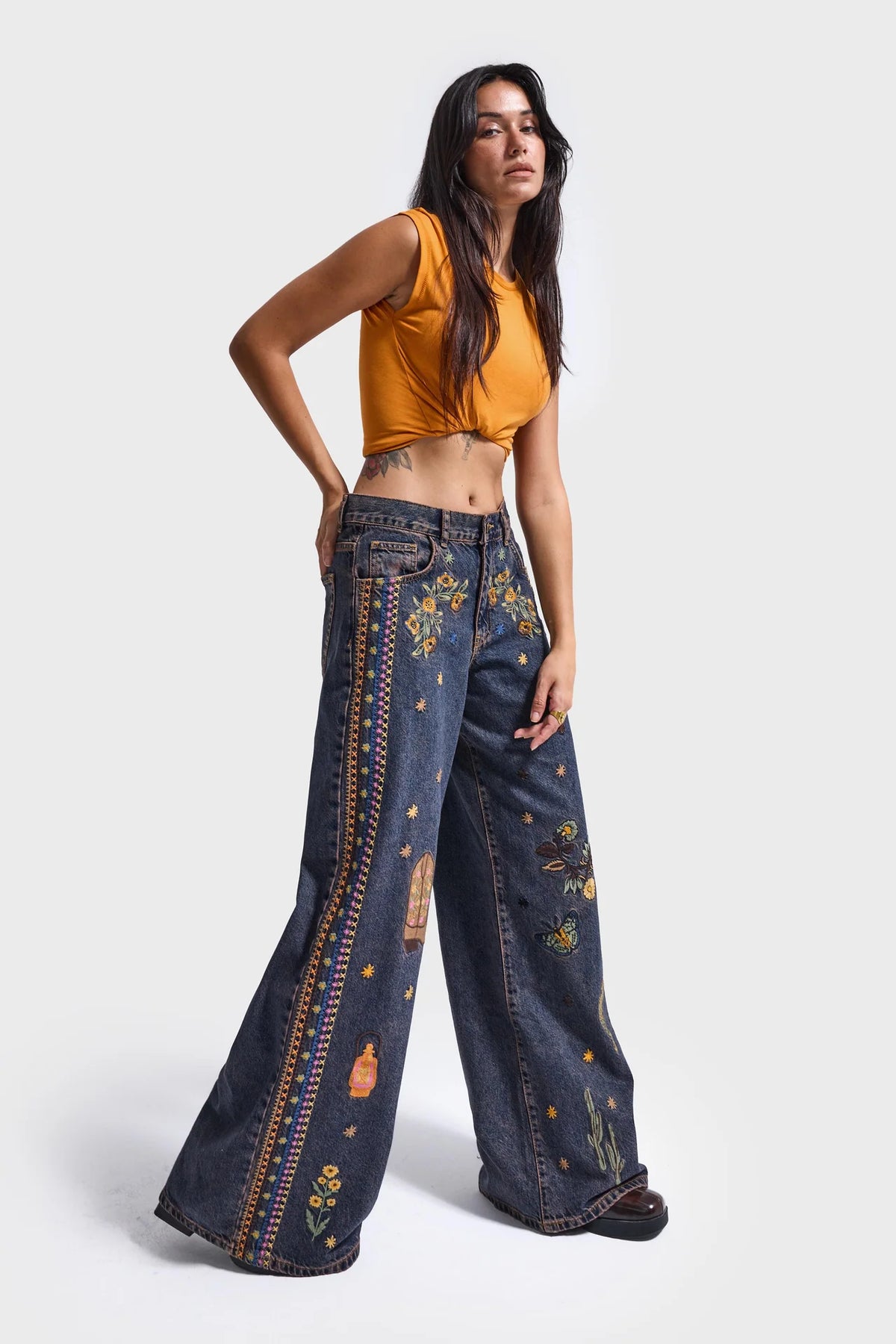EMBROIDERY PALAZZO JEANS - WESTERN PRINT