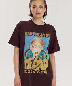 HARPER & YVE | MOODY SS T-SHIRT - HOT FUDGE