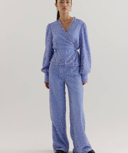 HARPER & YVE | COBY LS BLOUSE - ICY BLUE