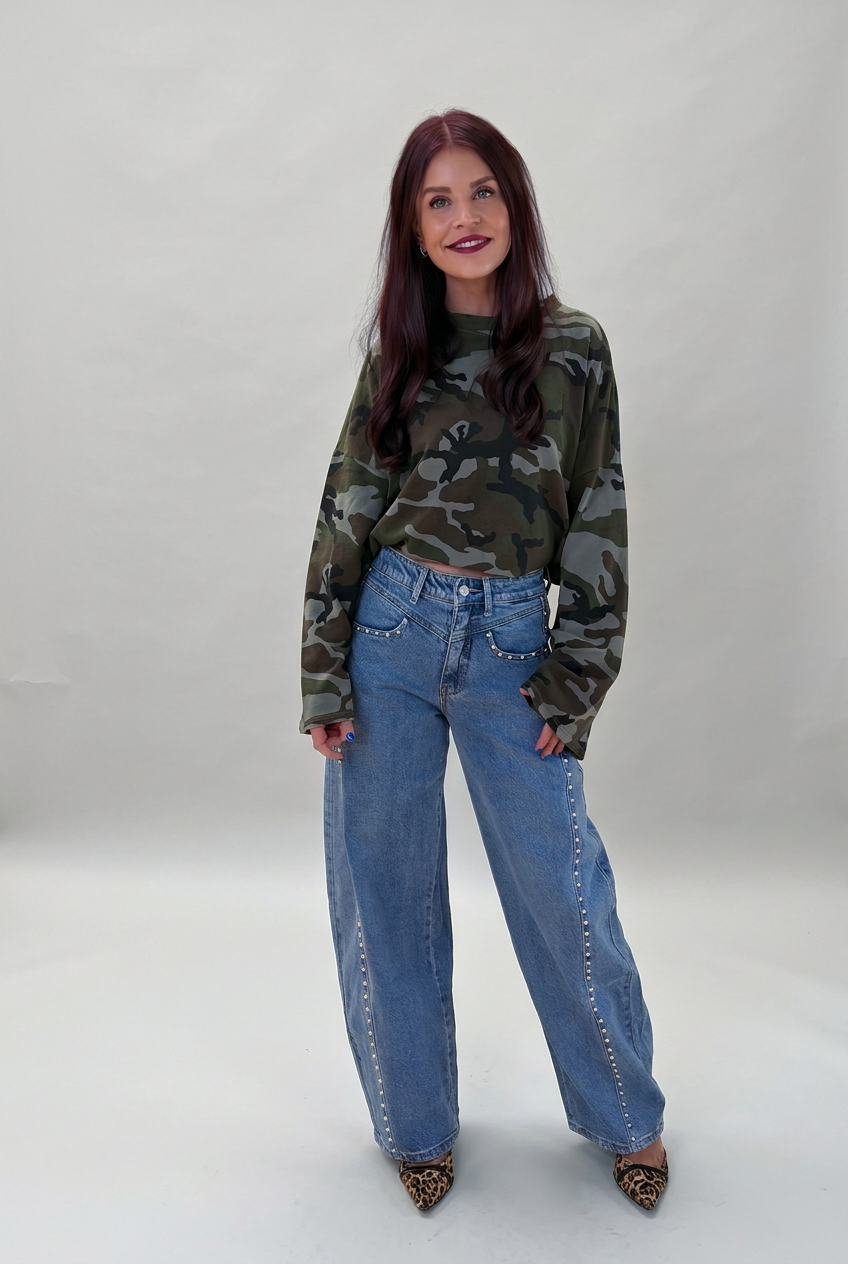 KIKI STUDDED BARREL JEANS - BLUE