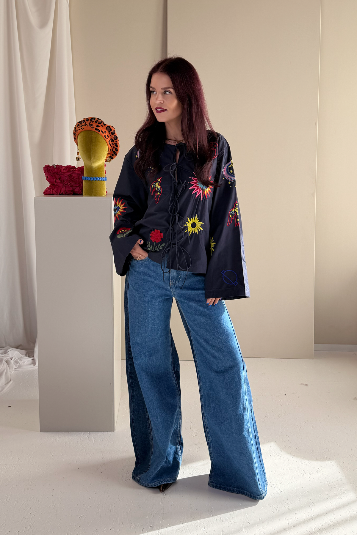 DAKOTA EMBROIDERY BLOUSE - NAVY