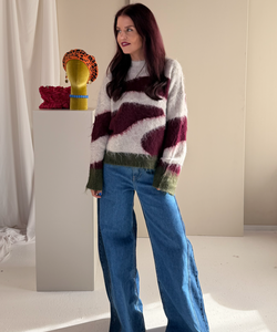 MAISY FLUFFY KNIT - WINE RED
