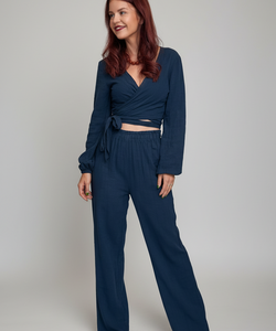 BOB & BILL RESORT COLLECTION | BEAU WRAP TOP - NAVY