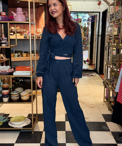 BOB & BILL RESORT COLLECTION | BEAU WRAP TOP - NAVY
