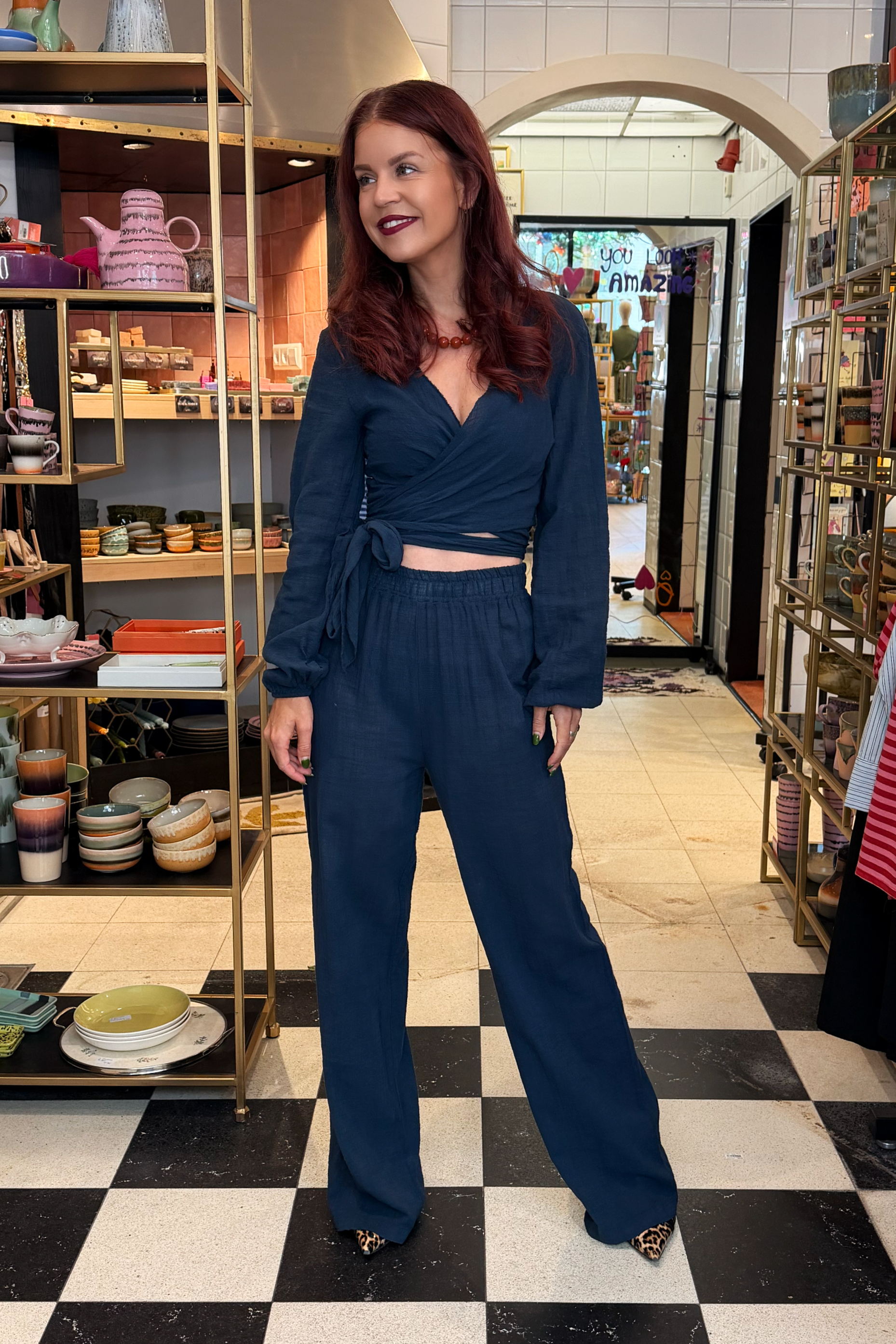 BOB & BILL RESORT COLLECTION | BEAU WRAP TOP - NAVY