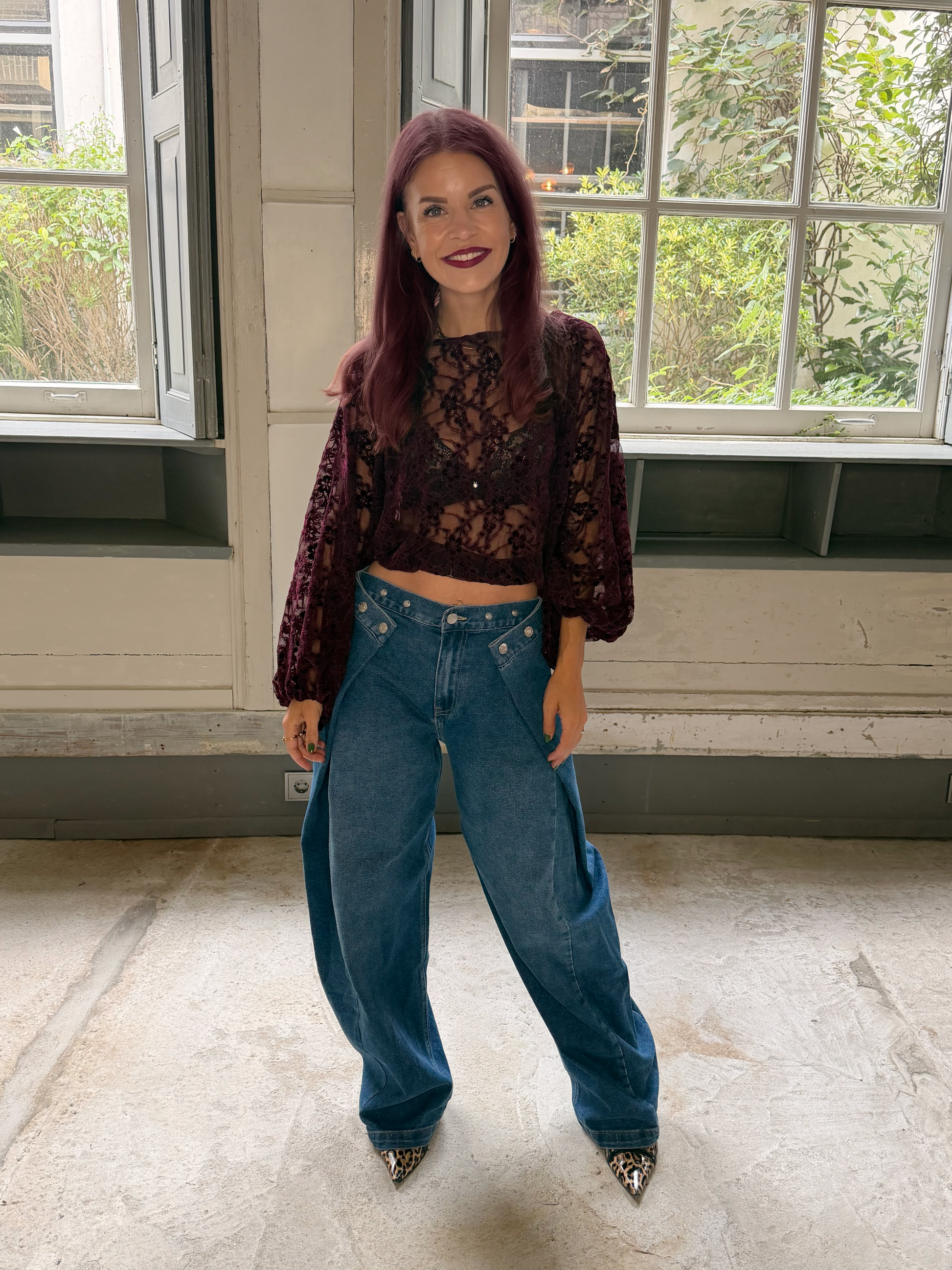 LOVA MULTI-WAY BARREL JEANS - BLUE