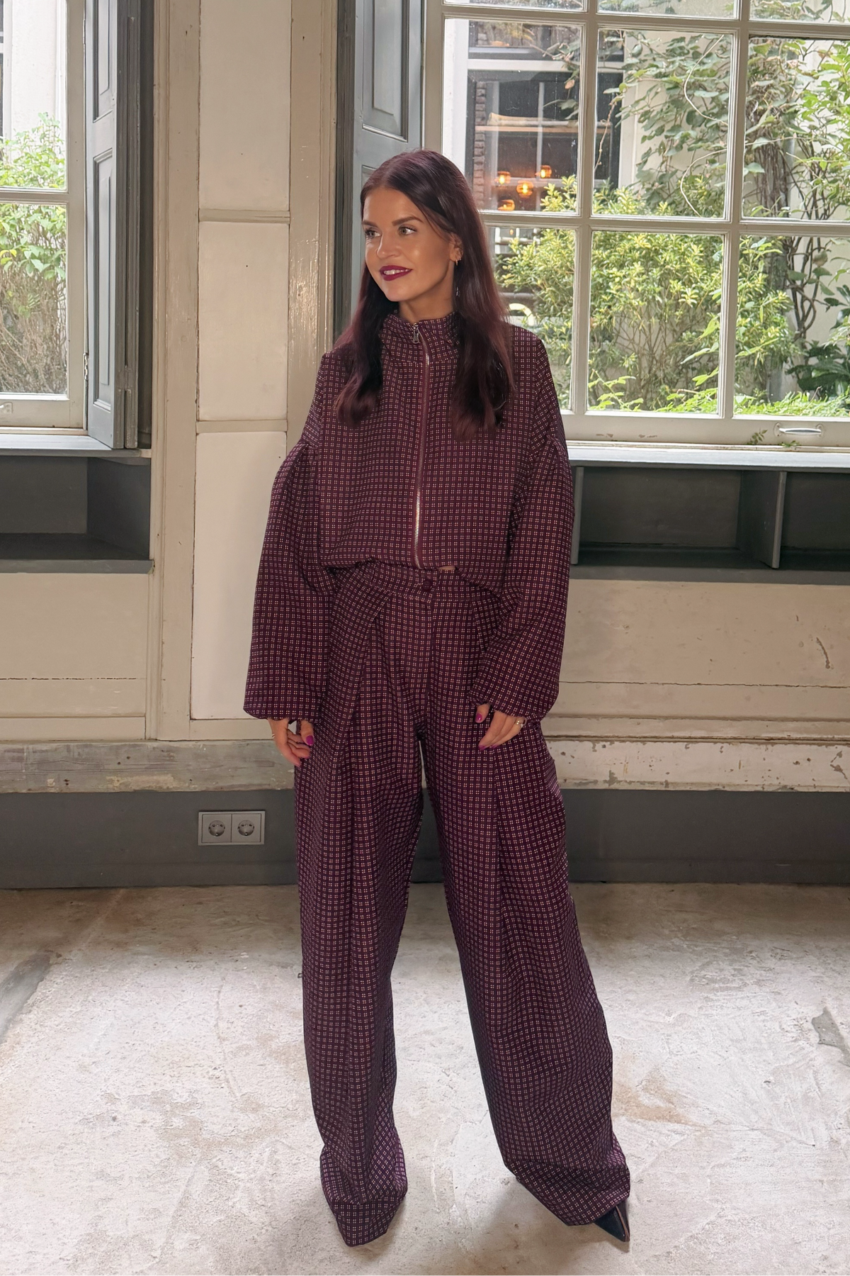 DEAN CHECKED PLEATED PANTS - BORDEAUX