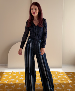 CARO RUFFLE BLOUSE - NAVY