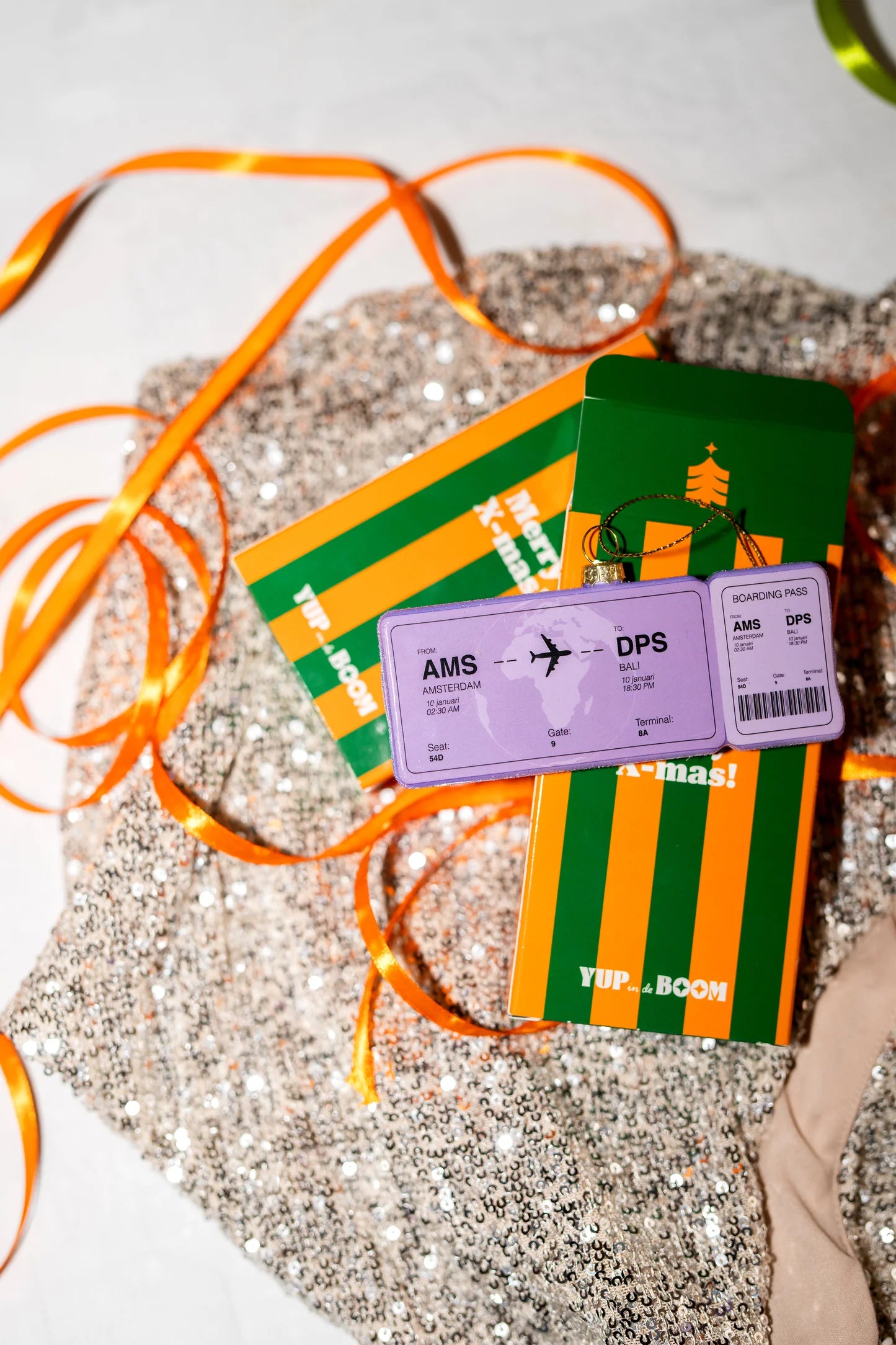 YUP IN DE BOOM | KERSTORNAMENT - BOARDINGPASS PAARS