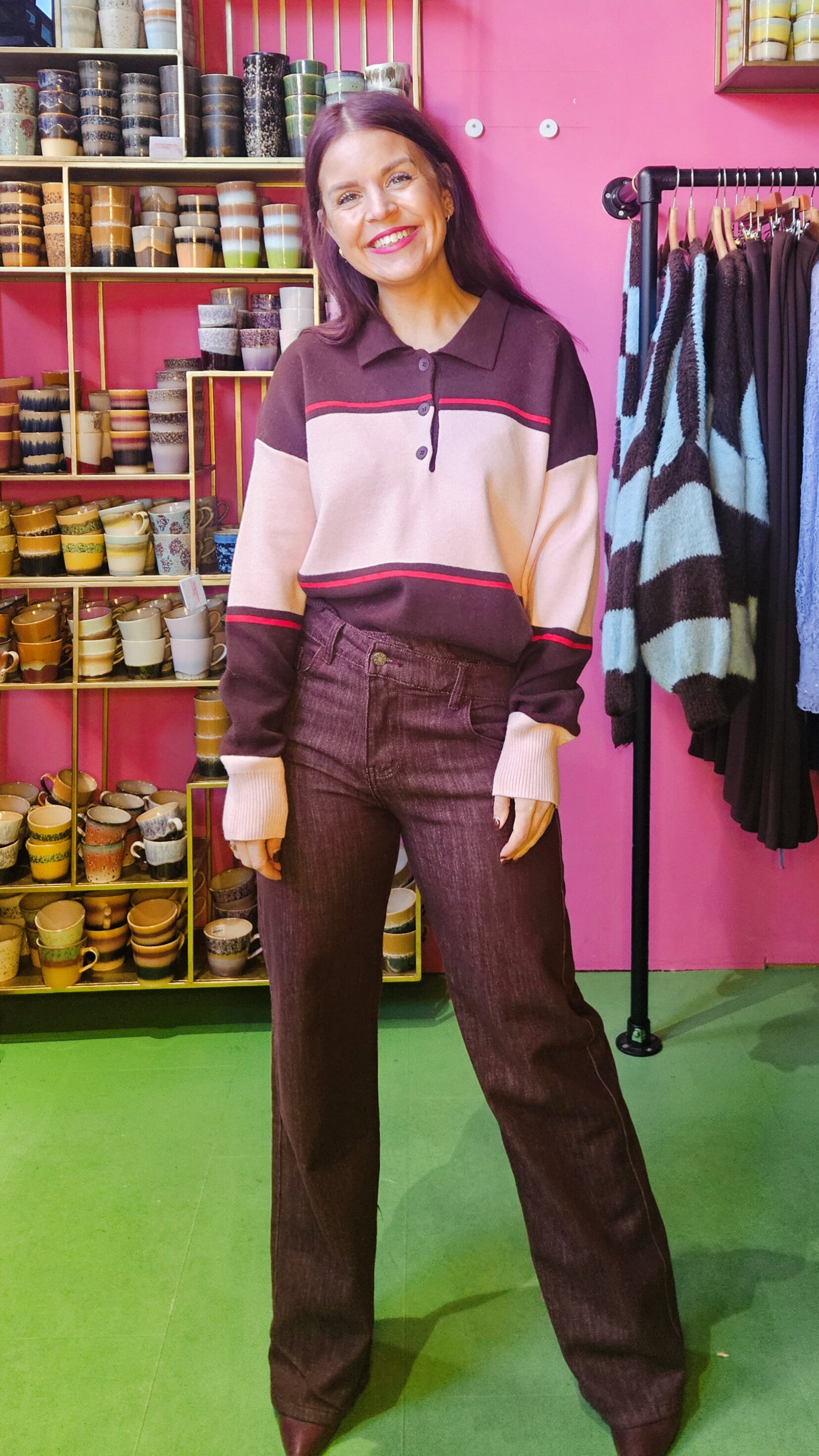 REBEL STRAIGHT LEG JEANS - BORDEAUX