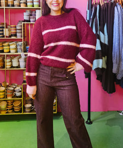 REBEL STRAIGHT LEG JEANS - BORDEAUX