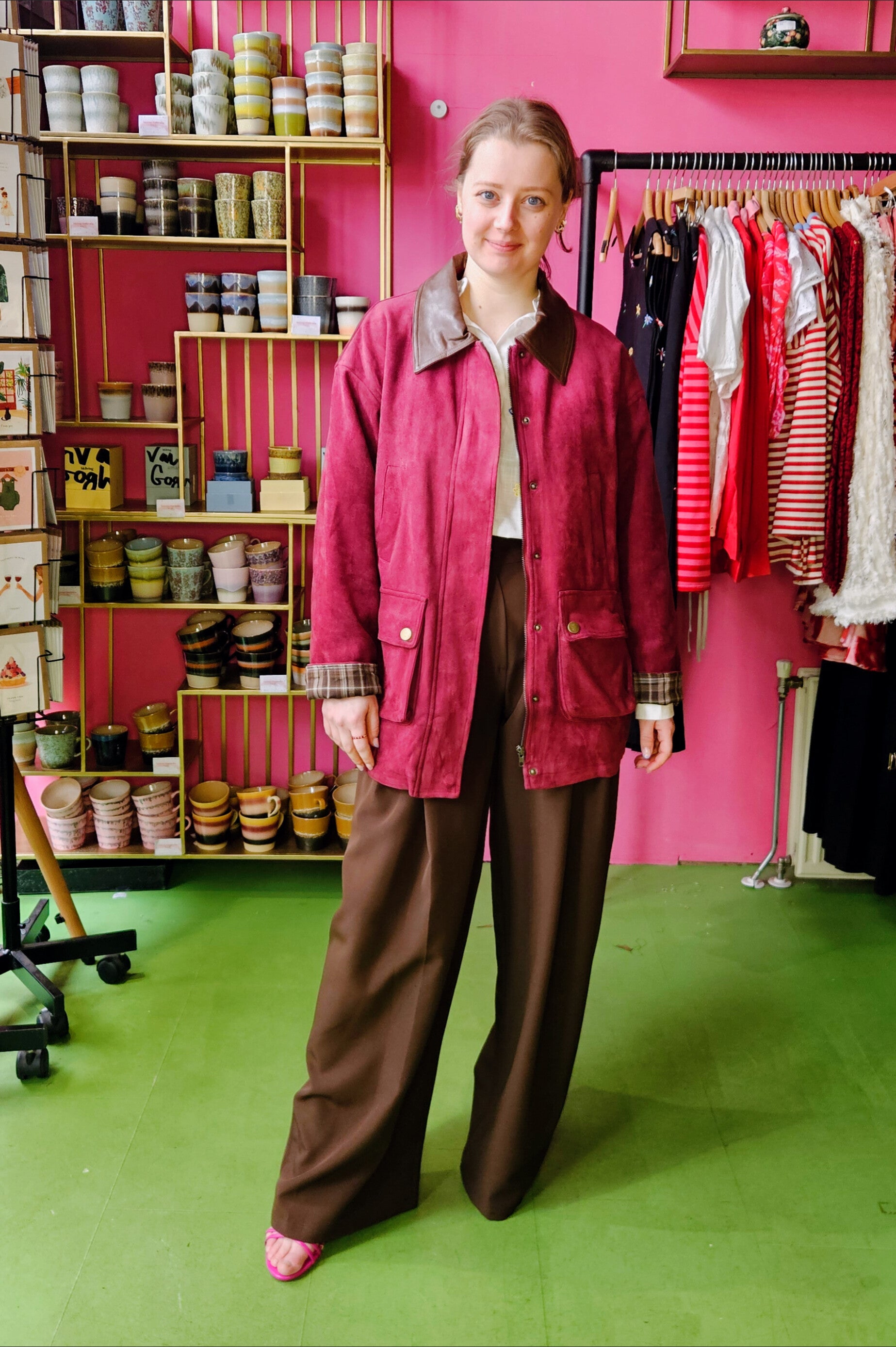 DEAN PLEATED PANTS - BROWN