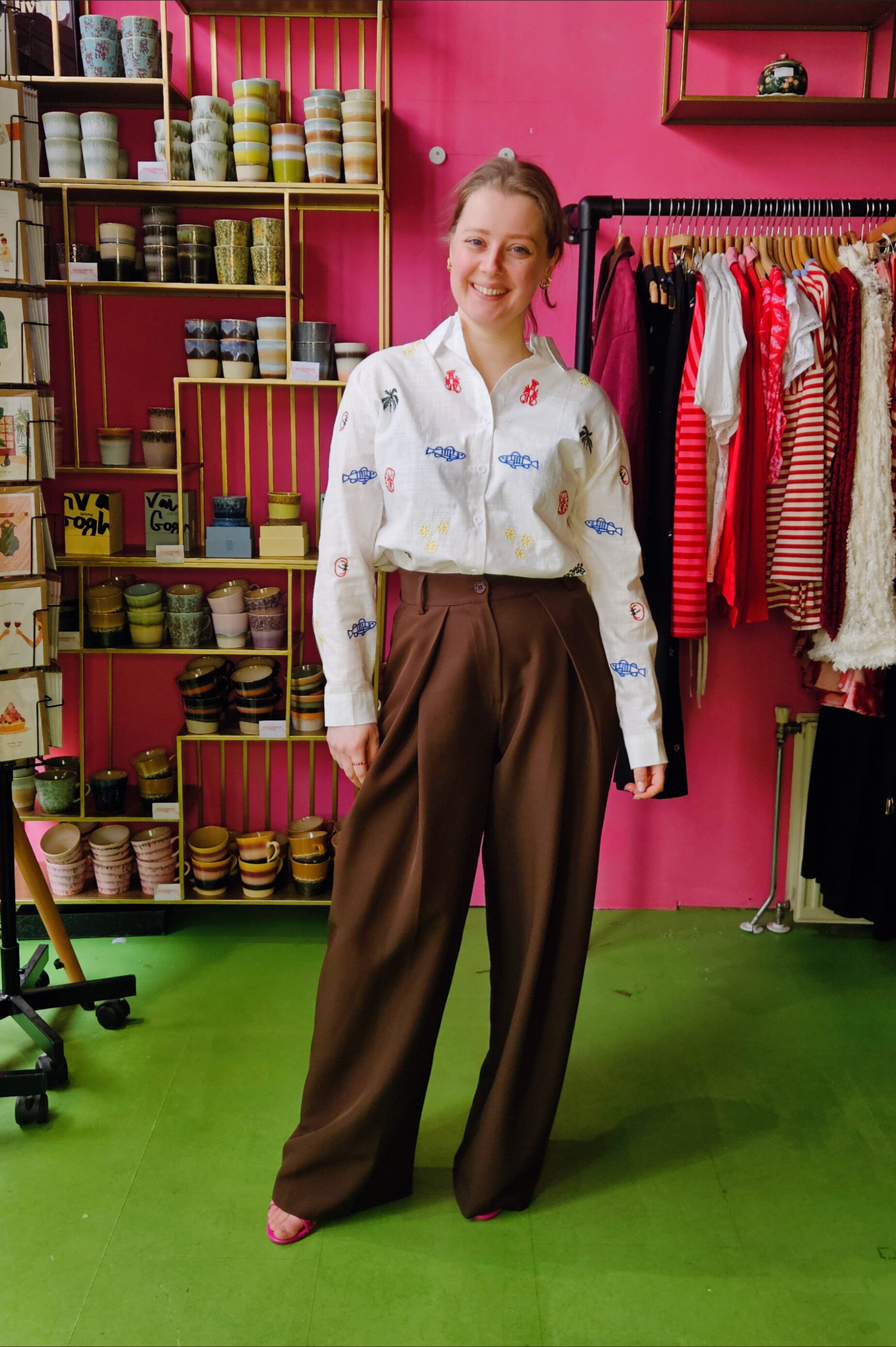 DEAN PLEATED PANTS - BROWN
