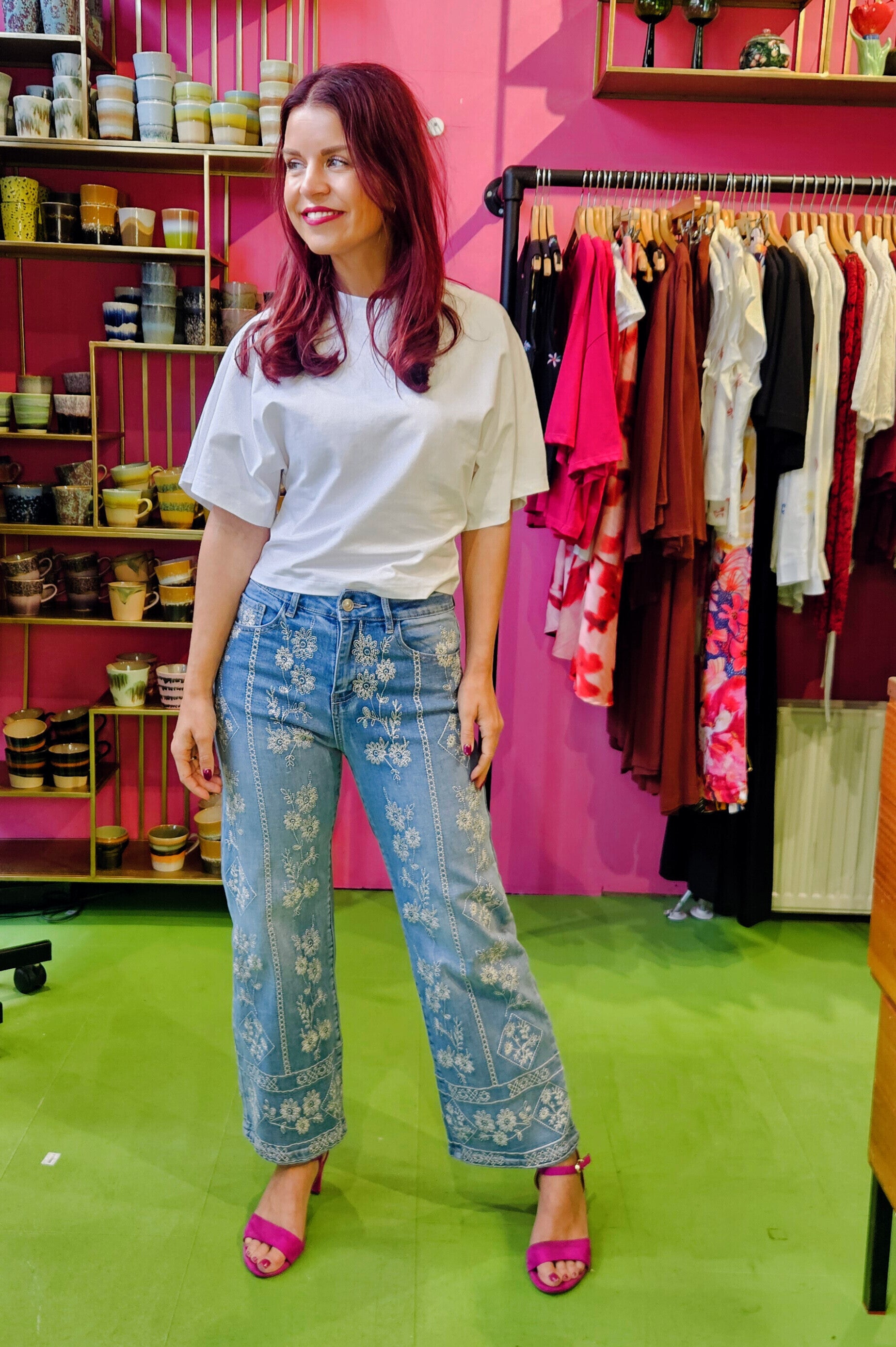 NINA EMBROIDERY JEANS - BLUE