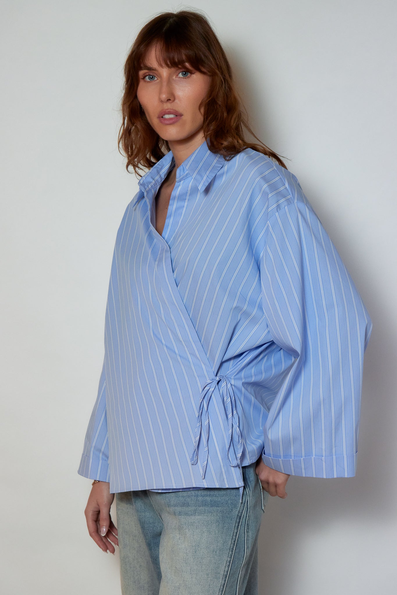 CAROL STRIPED BLOUSE - BLUE