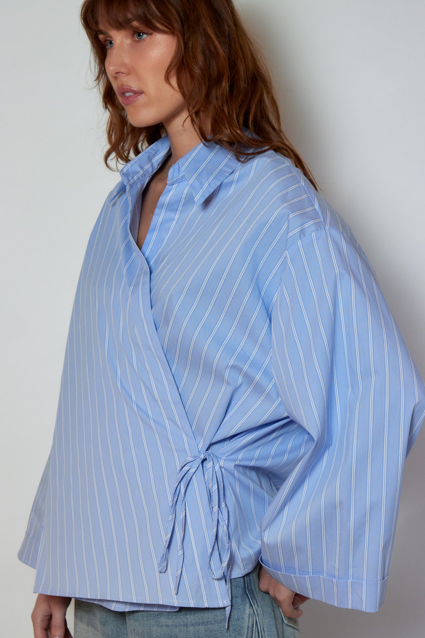 CAROL STRIPED BLOUSE - BLUE