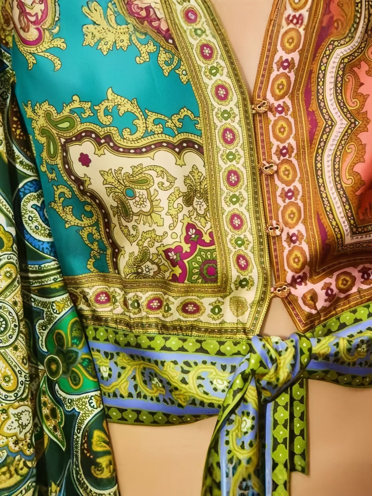 LOA BLOUSE - MULTI
