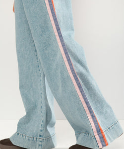 NÜMPH | MALAGA HR WIDE JEANS - LIGHT BLUE DENIM